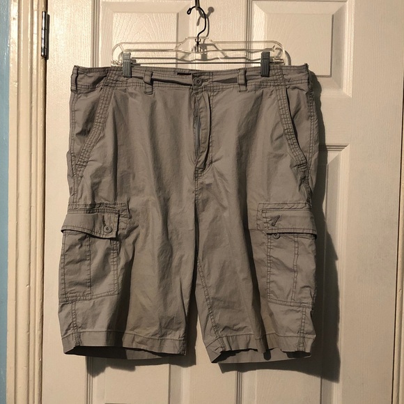 Men's Cargo Shorts in Gray - Picture 1 of 5